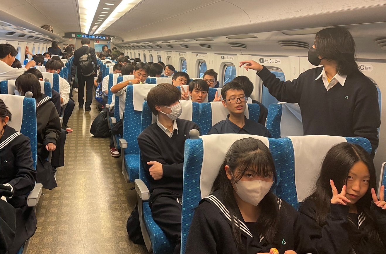 出発　新幹線